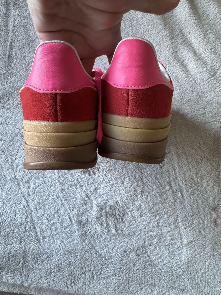 Продам Кросівки adidas Originals Gazelle Bold