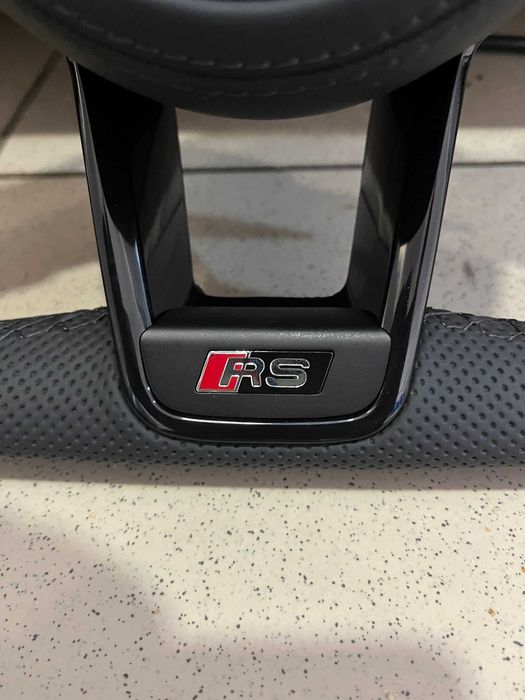 Volante Audi A3 8V A4 B8 TT 8J Q3 Q5 (S-Line / RS) Estilo R8