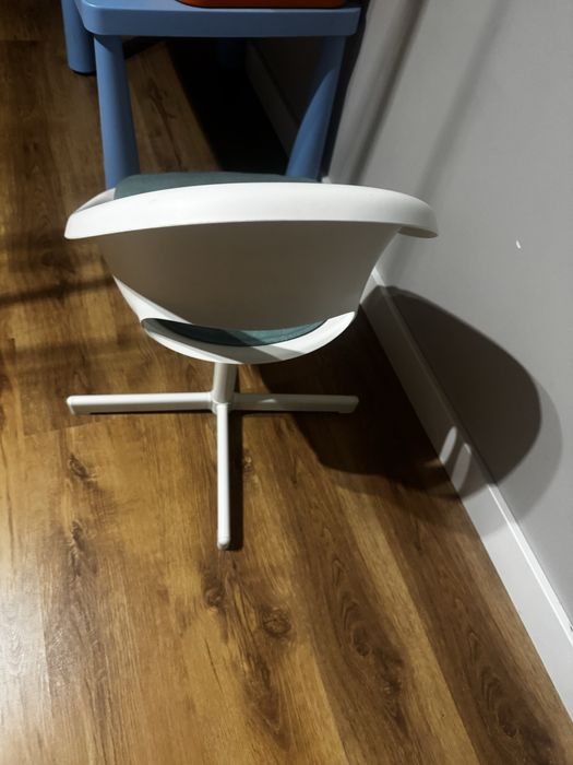Krzeslo dzieciece obrotowe Ikea Loberget/Sibben