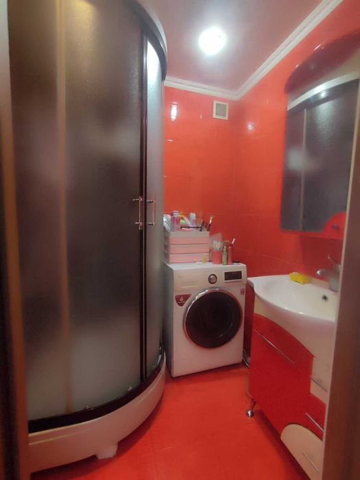 Оренда 3-х кім. вул. Адмірала Головко ( Даманський)