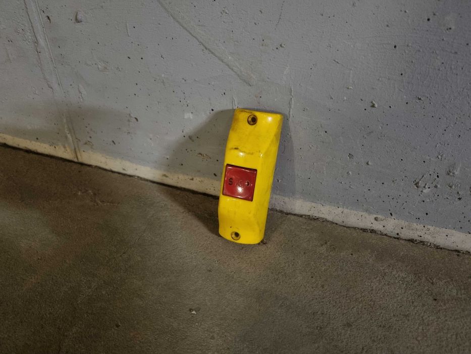 Przycisk "STOP" z autobusu