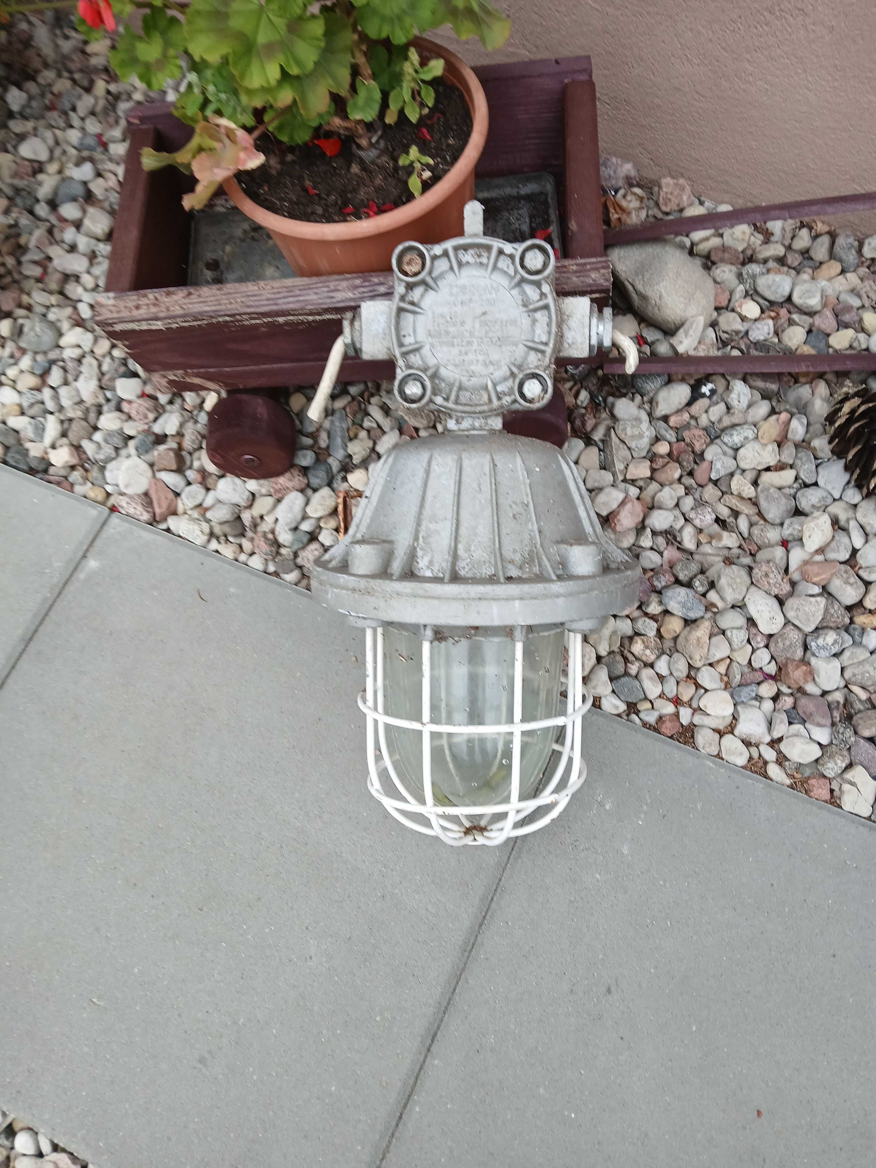 Lampy PRL  OMP-200