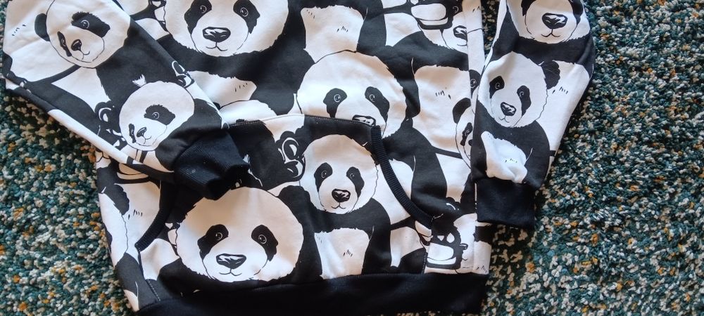 Bluza z motywem pandy