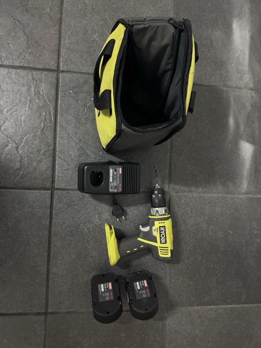 Maquina de furar Ryobi LCD1402