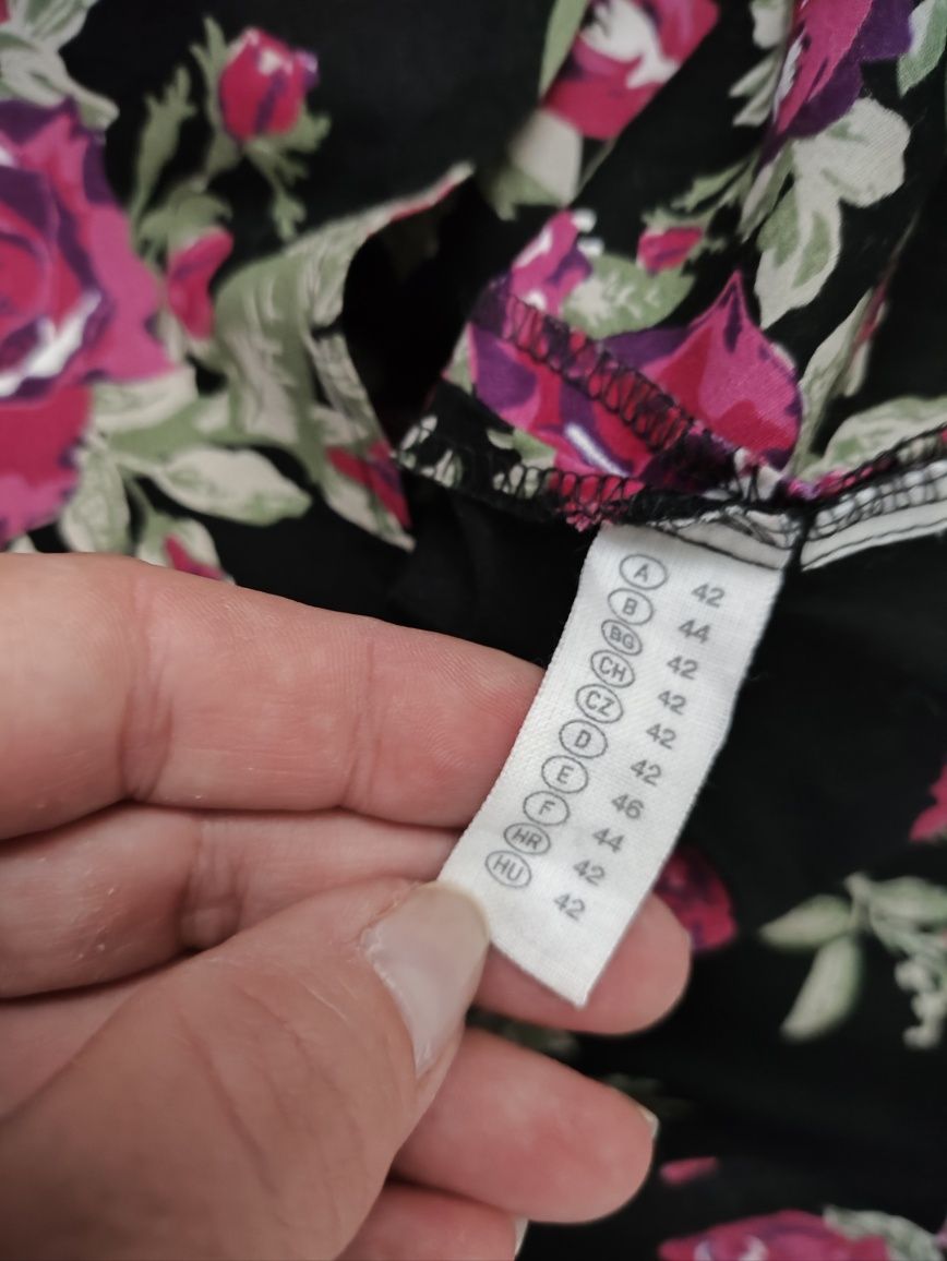 Sukienka na ramiączkach 42 XL C&A w kwiatki