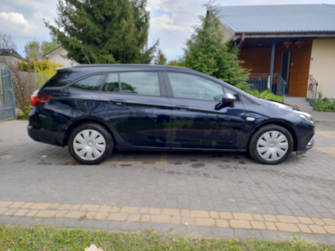 Opel astra k 2019 bezwypadkowy salon polska