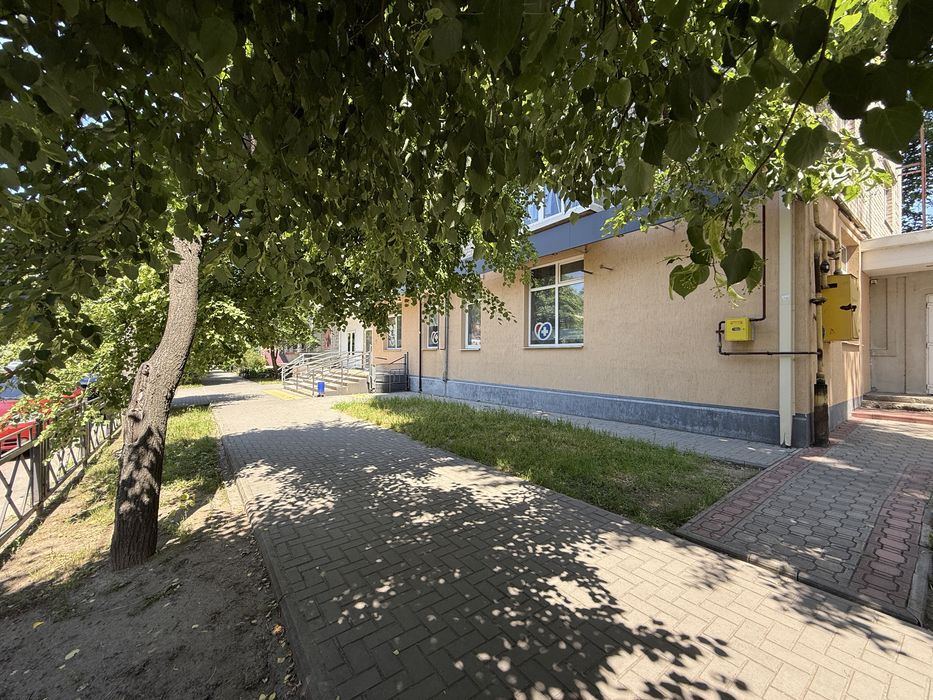 Продаж приміщення під Ваш бізнес, Центр, індивідуальне опалення, 86м2