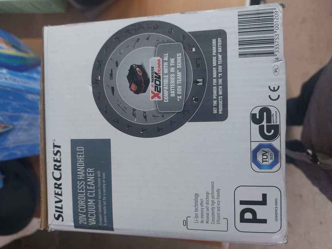 Akumulatorowy odkurzacz ręczny 20V