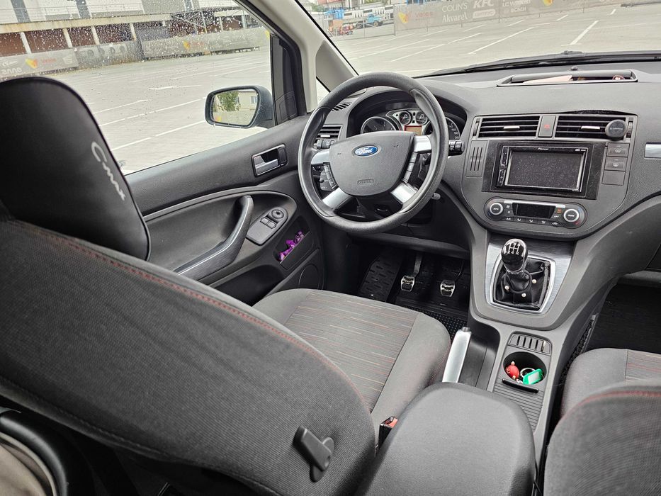 Продається автомобіль Ford C-MAX від власника.
