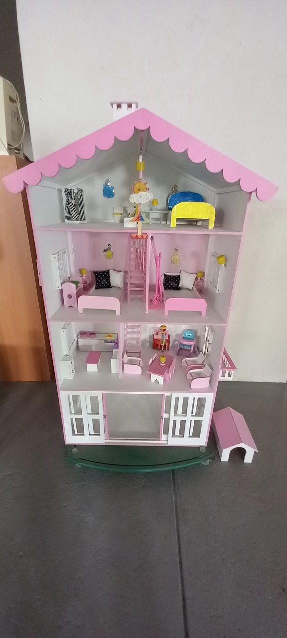 Casinha de bonecas