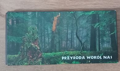 Broszurki z ciekawostkami o Roztoczańskim Parku Narodowym.