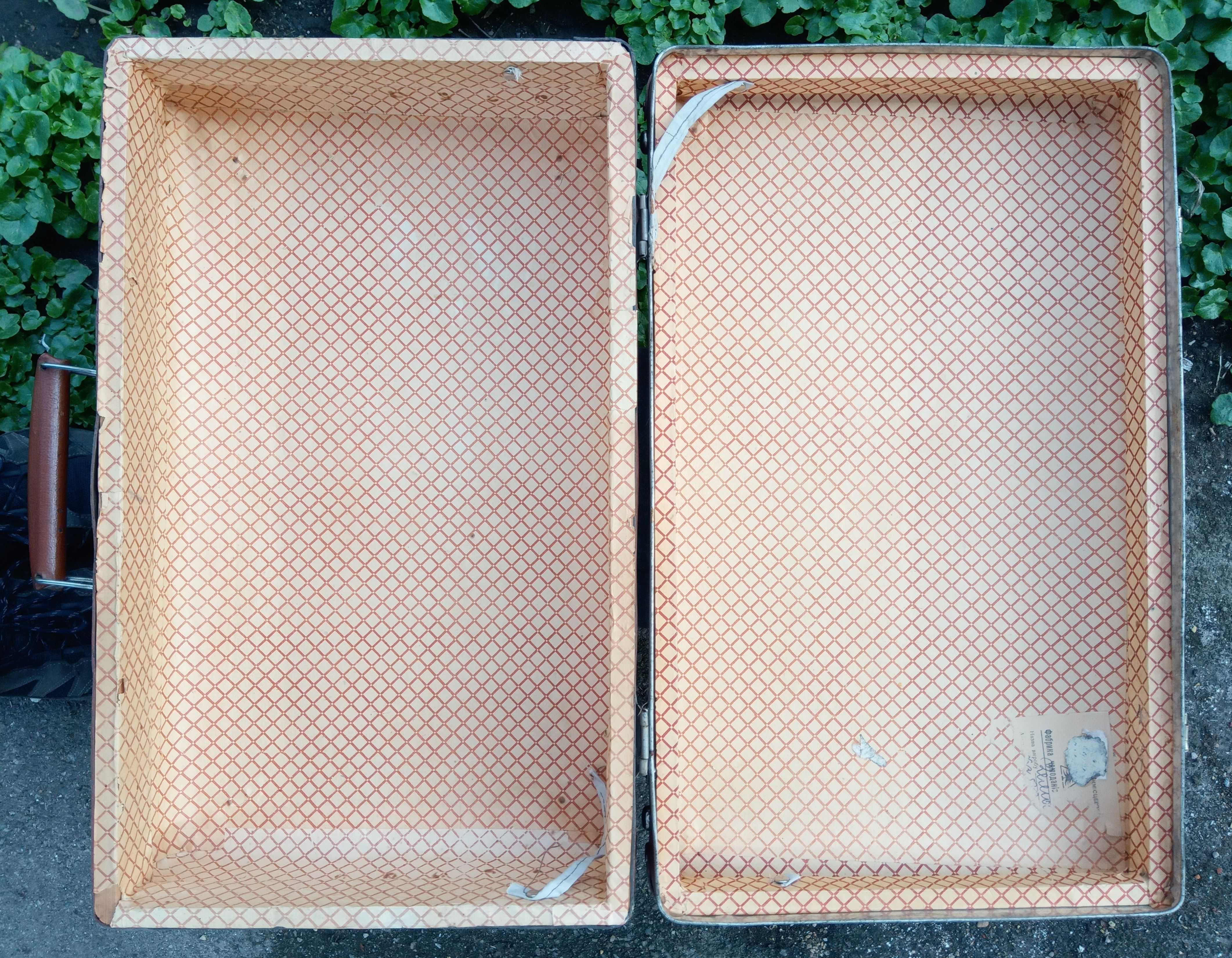 Чемодан винтажный / Vintage suitcase, International shipping available