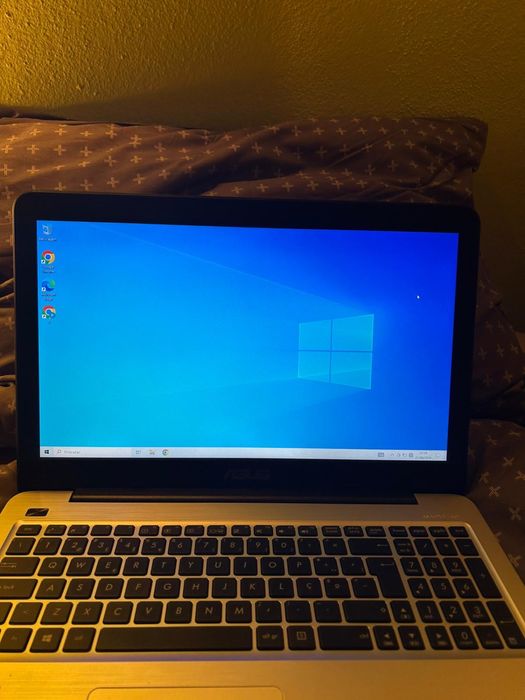 Computador Asus X556UR