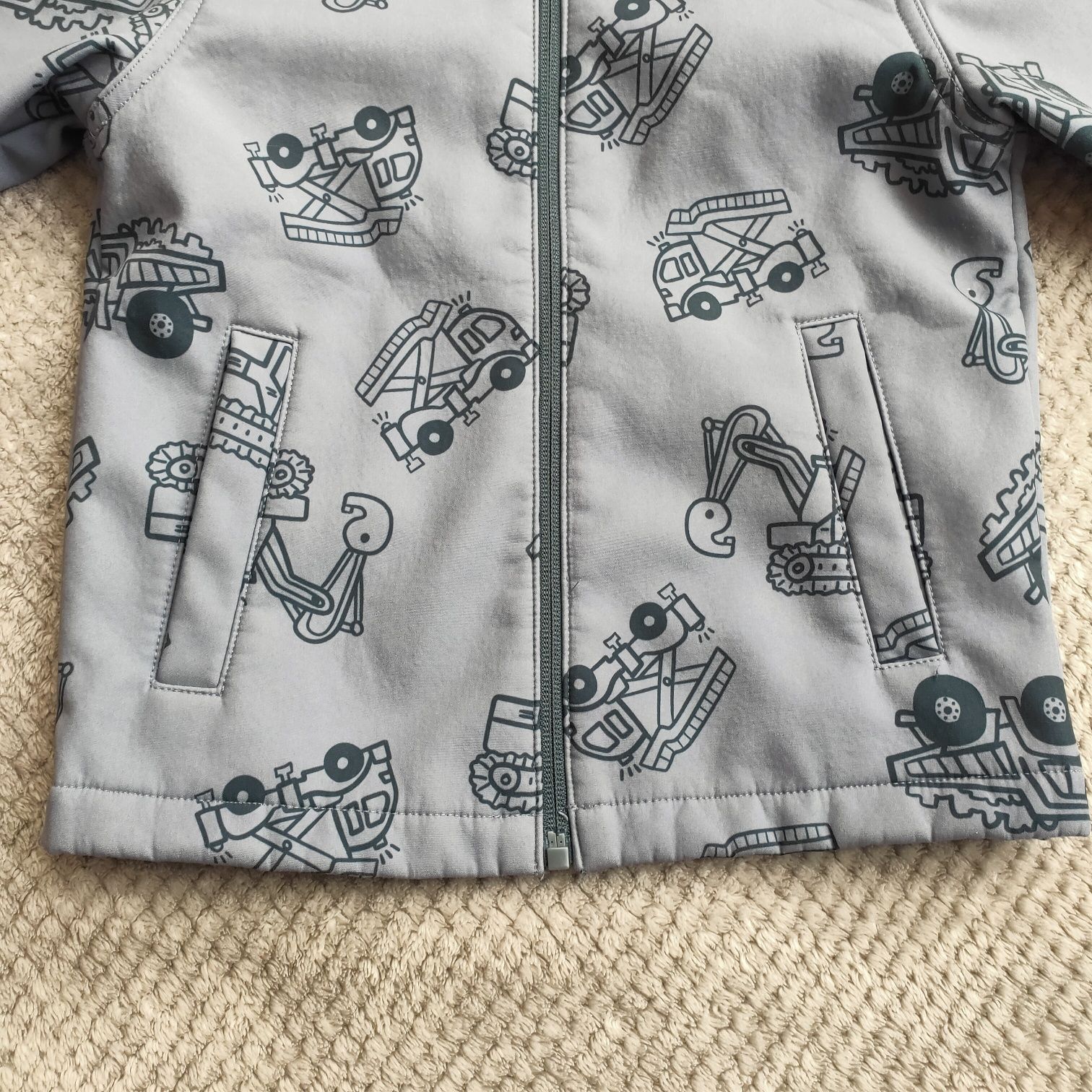 Softshell kurtka  pojazdy  koparki ciężarówki 104/110