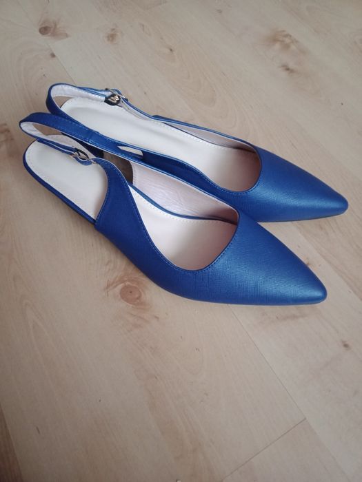 Niebieskie szpilki 42