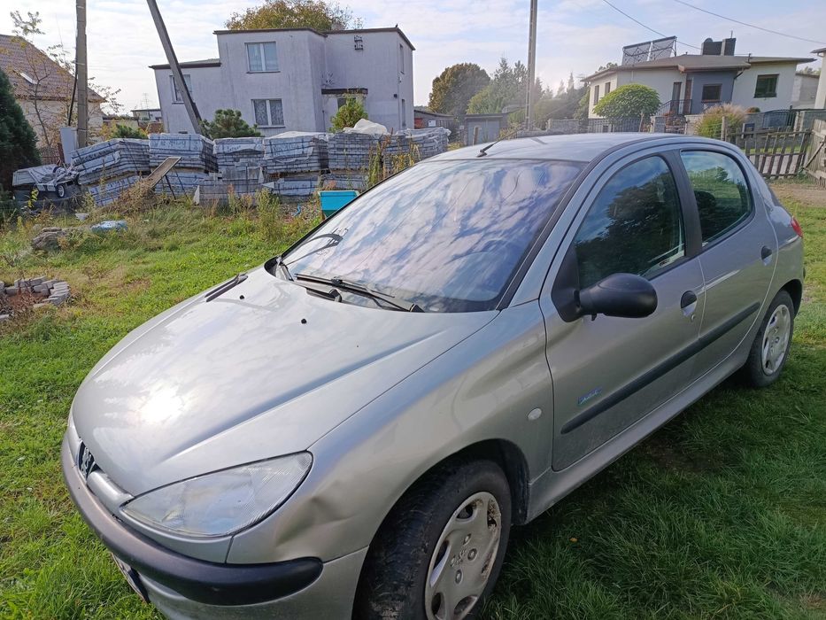 Peugeot 206 5d 2001 1.4 benzyna 138 tys.