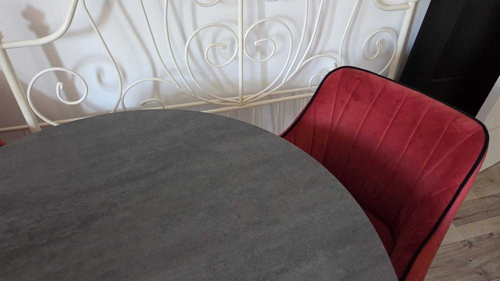 Zestaw Stół z 4 krzesłami Mariedamm Ikea 105cm