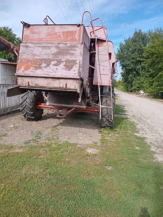 Продам комбайн дон 1500