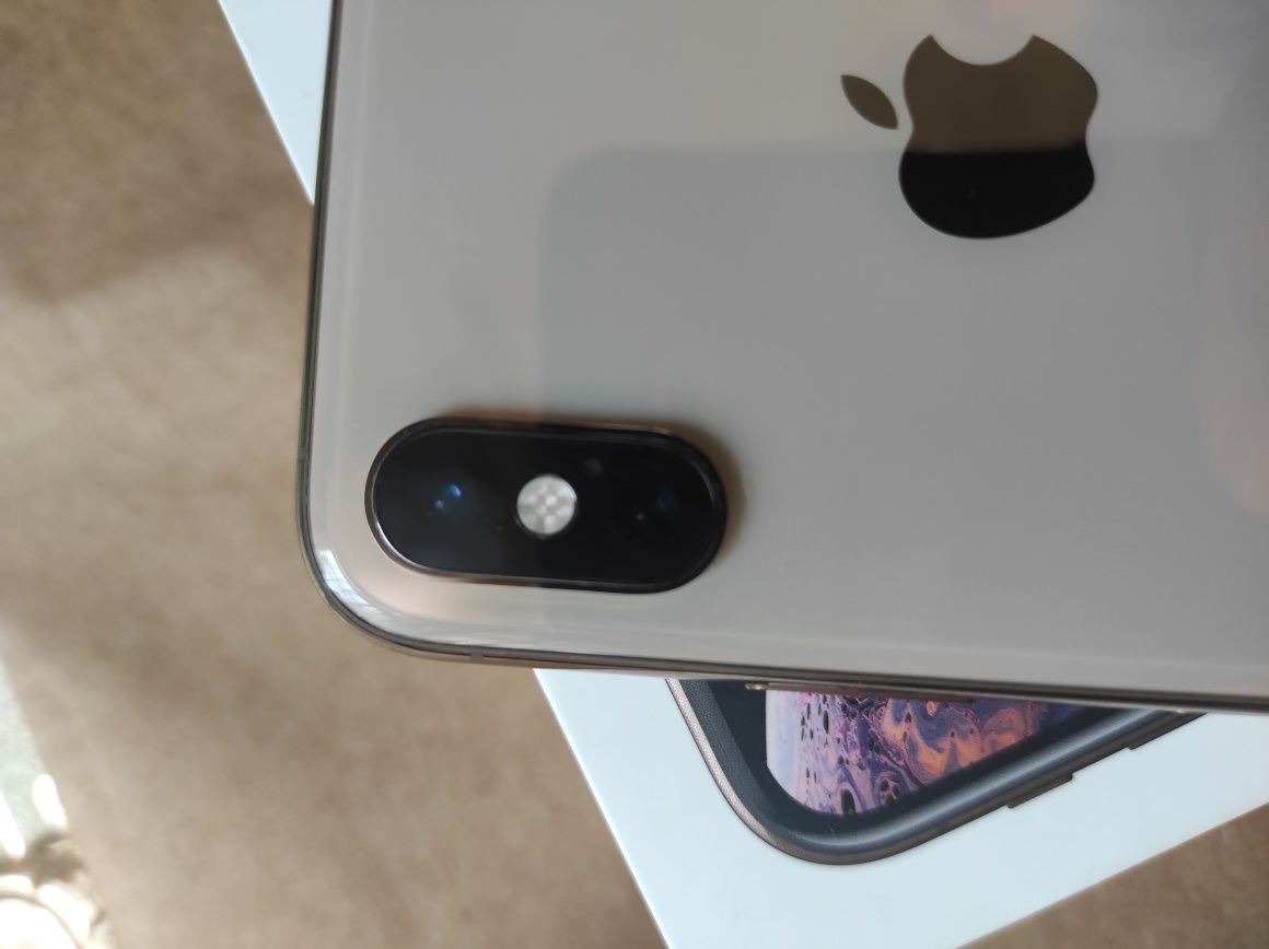 iPhone XS Max Gold 512gb. Feace id, newerlok