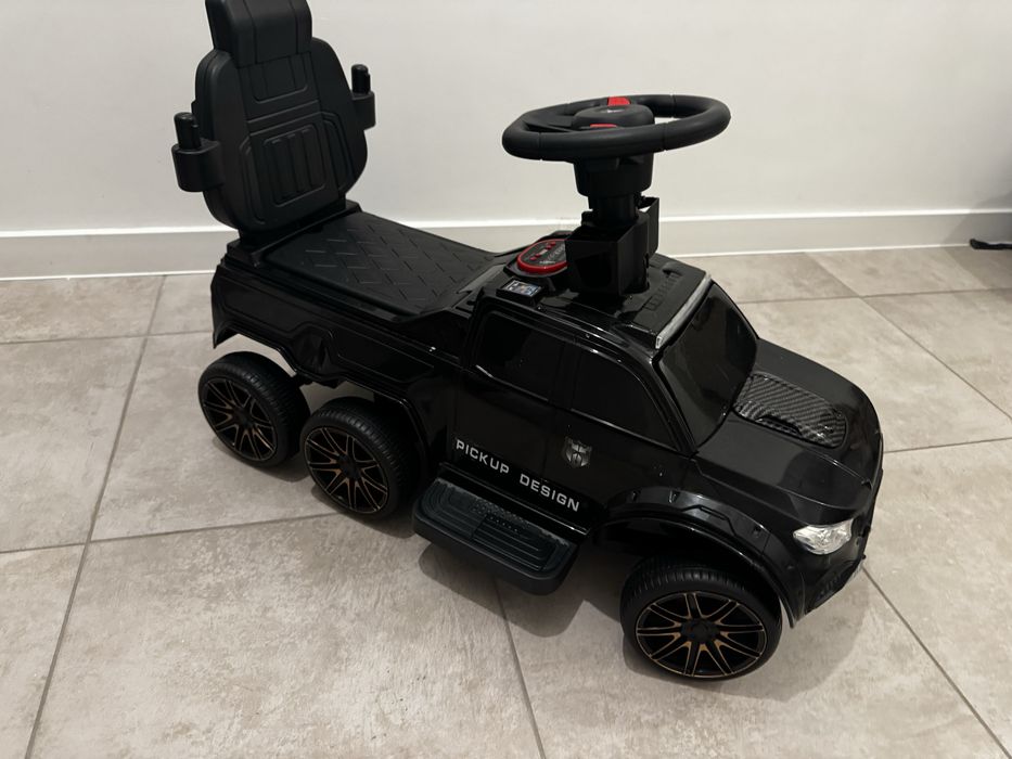 Duzy jezdzik auto elektryczne XXL na dzieci