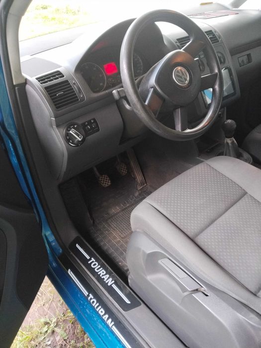Продам Volkswagen Touran 2004 1,9D