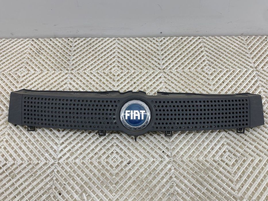 ATRAPA GRILL  FIAT PANDA (169_) 2003 - 2022 1.2 (169.AXB11, 169.AXB1A) 44 kW [60 KM] benzyna 2003 -