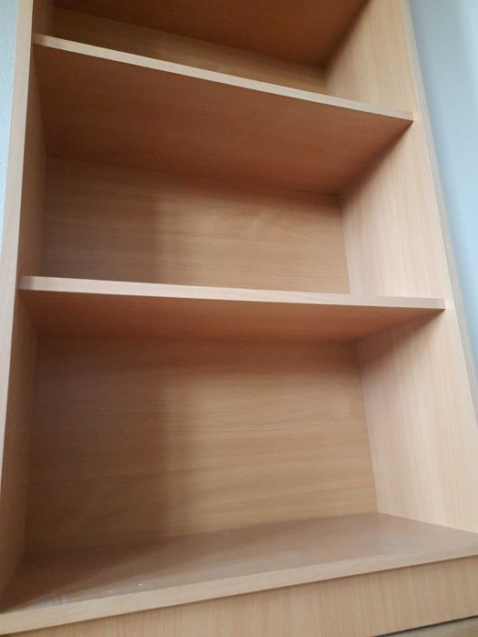 Regał do biura lub domu