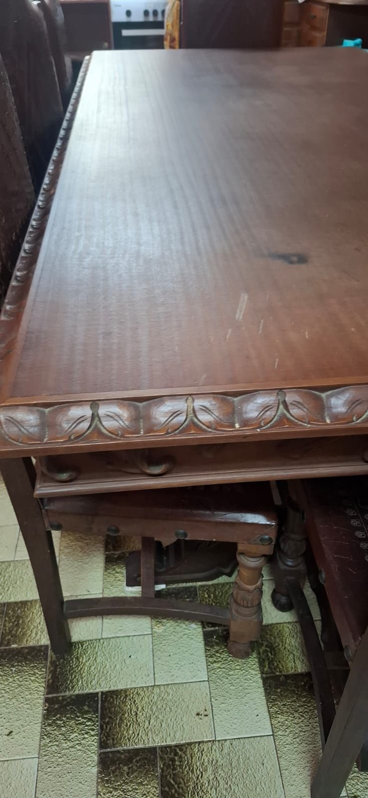 Mesa madeira maciça com  8 cadeiras 8 cadeiras