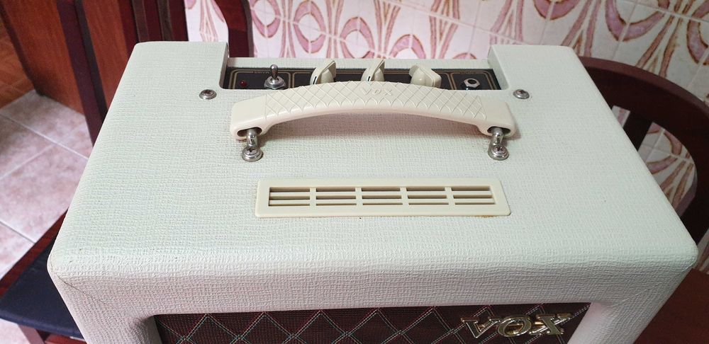 Amplificador Guitarra Vox AC4TV