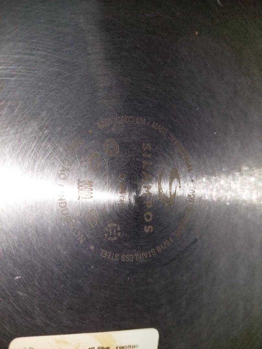 Panela SILAMPOS PLAZA 24 cm diam, tampa e pegas silicone INDUÇAO NOVA