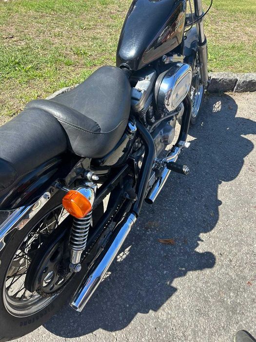 Harley-Davidson Sportster 883