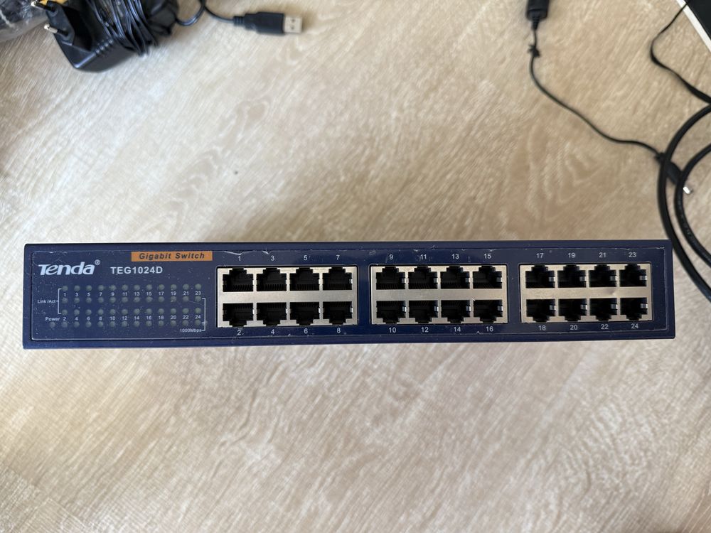 Switch Tenda TEG1024D – 24 portas Gigabit