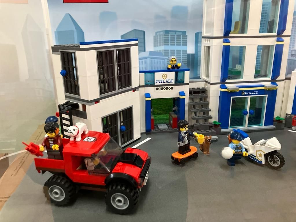 Lego City com mostruário