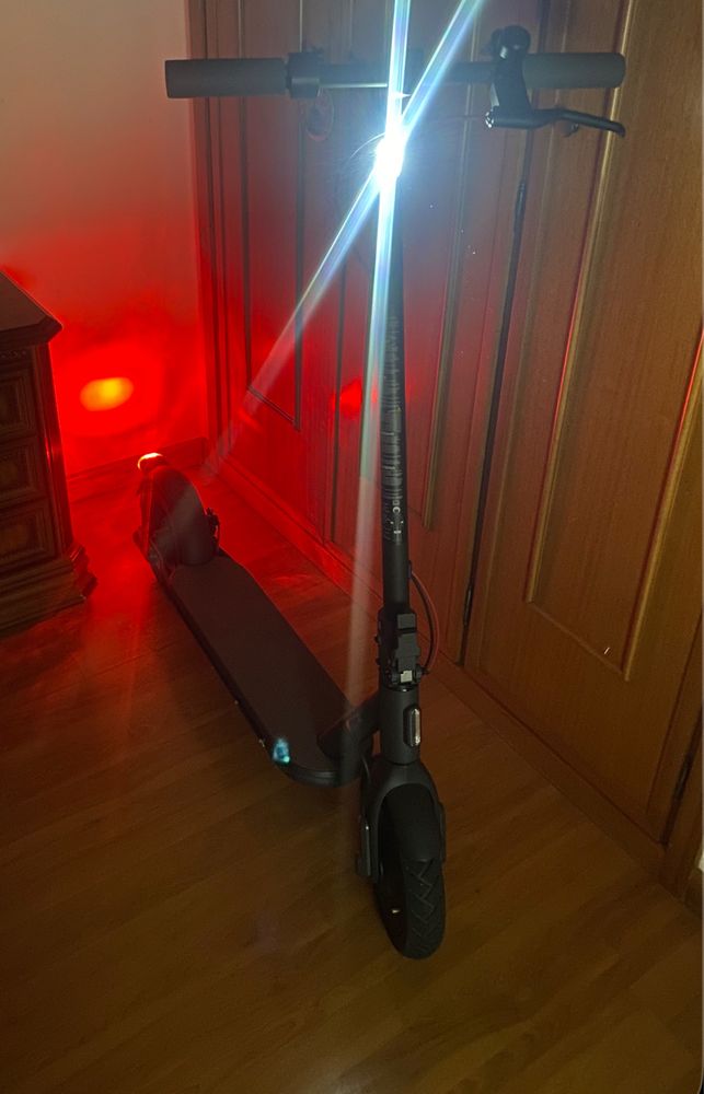 Xiaomi scooter 4 como nova comprei á muito pouco tempo