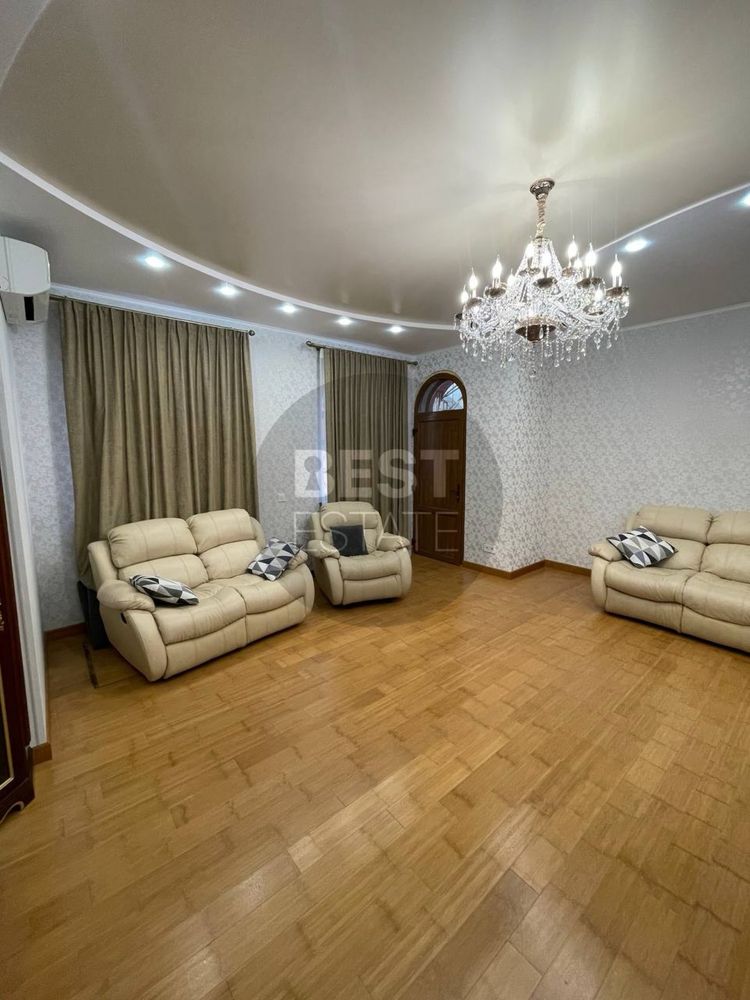 Продам дом пос. Кирова, Салтовка, Ак. Павлова , 180 м2 , 6 соток