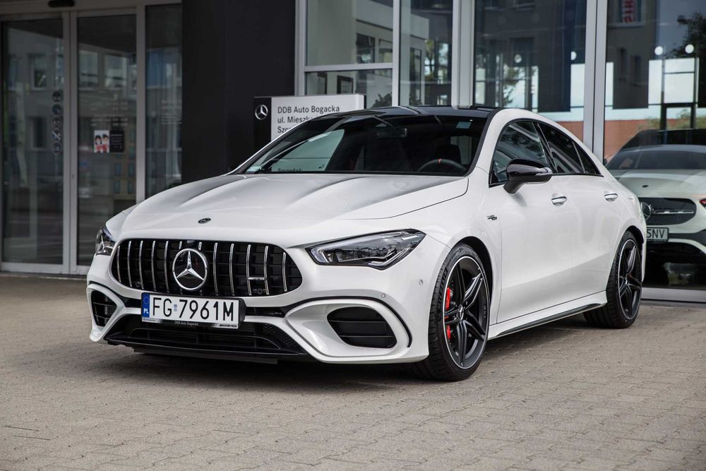 Wypożyczalnia/mercedes/AMG/CLA180/A45S/rent/car/m-power/RS/SRT