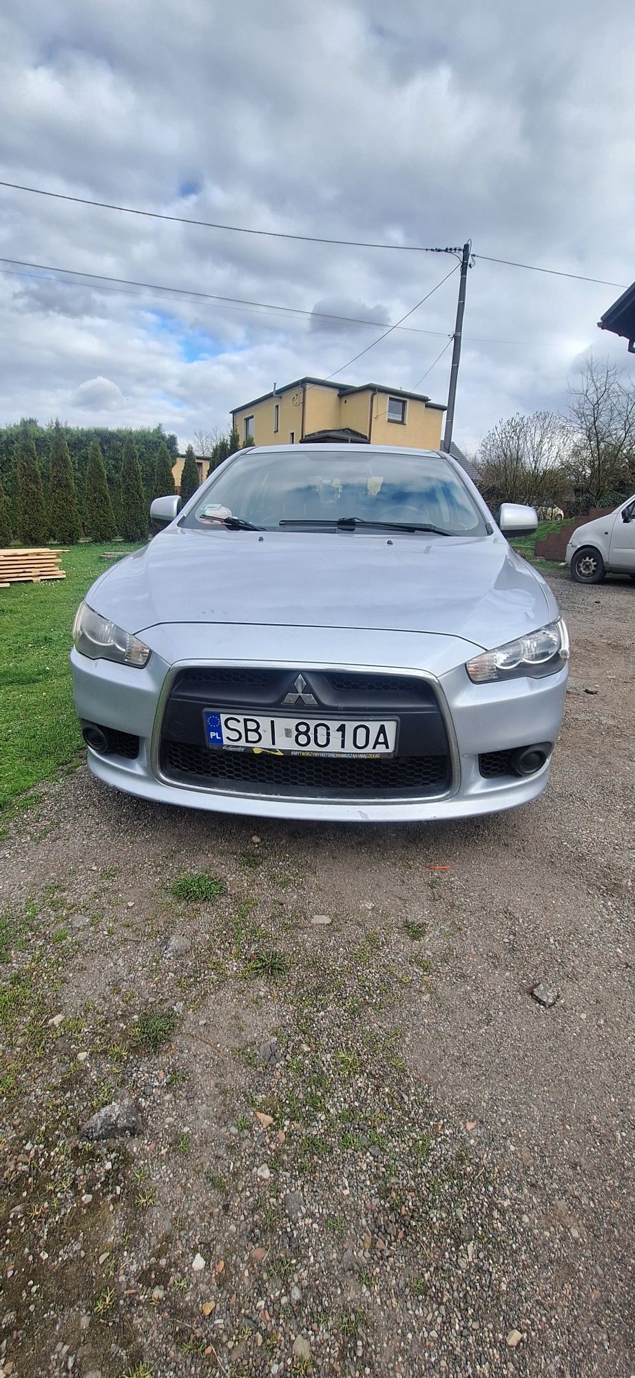 Mitsubishi Lancer