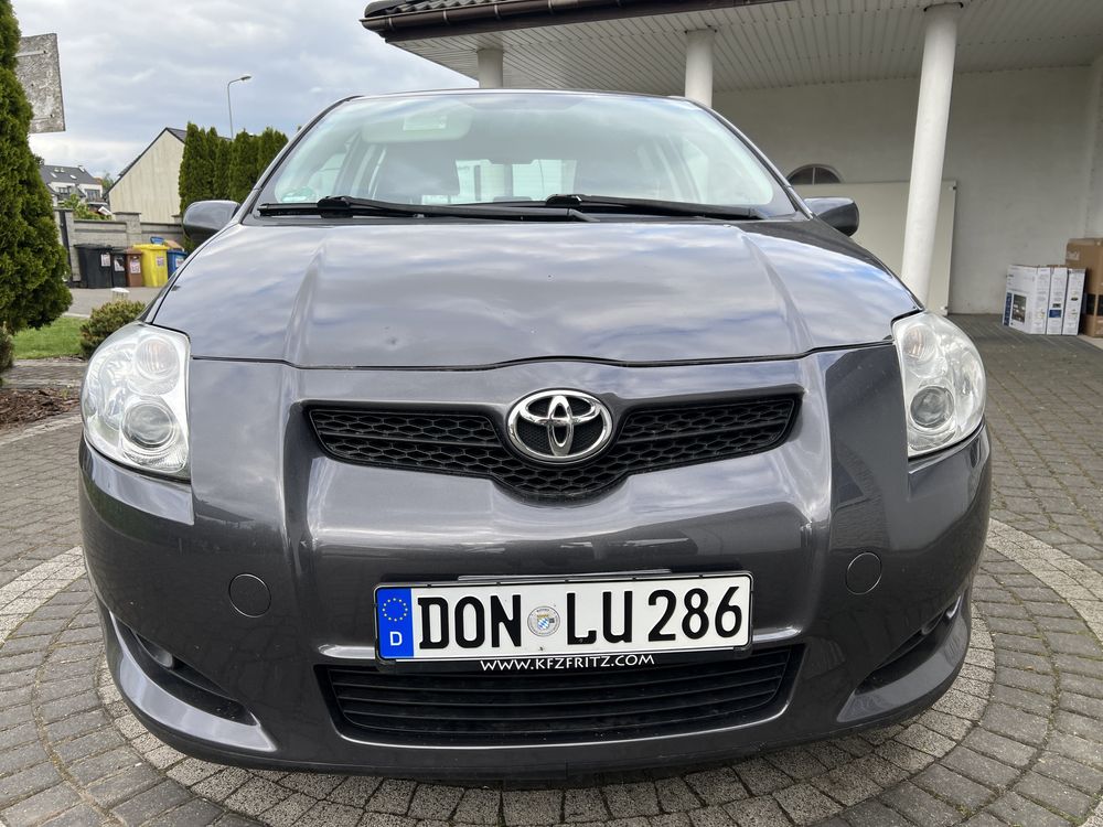 Toyota AURIS 1,6 BENZ 124km klimatronic 5-drz BEZWYPADKOWY NIEMCY