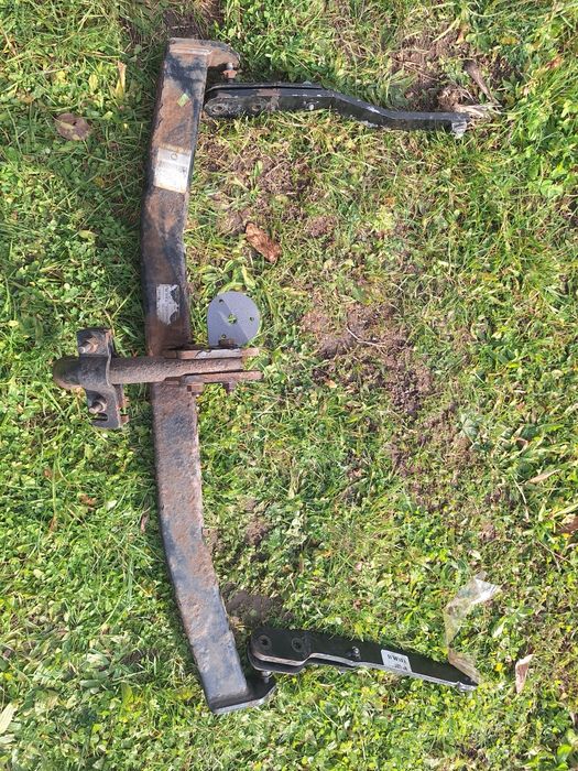 Фаркоп на Renault Scenic III