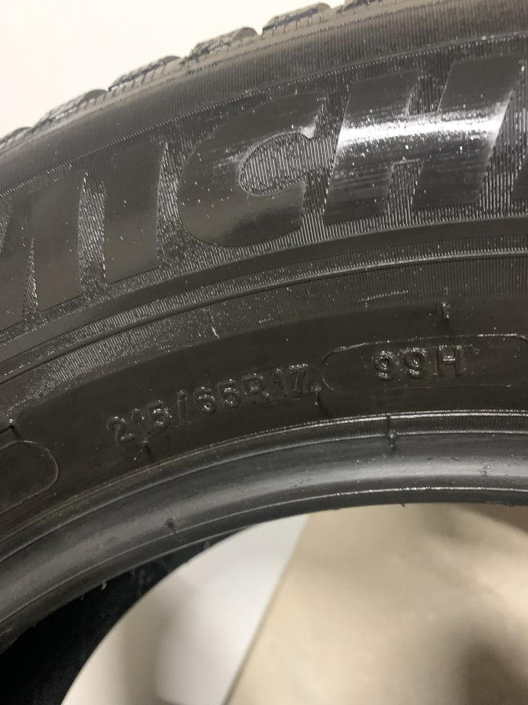 Шини 215 65 R17 Michelin