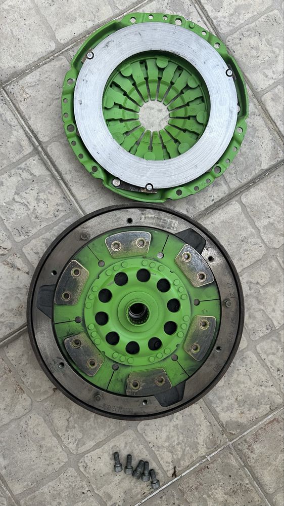 Embraiagem Bimassa  Reforçado BMW N47 320