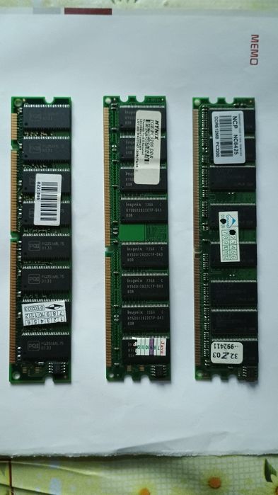 Продам ОЗУ DDR2.