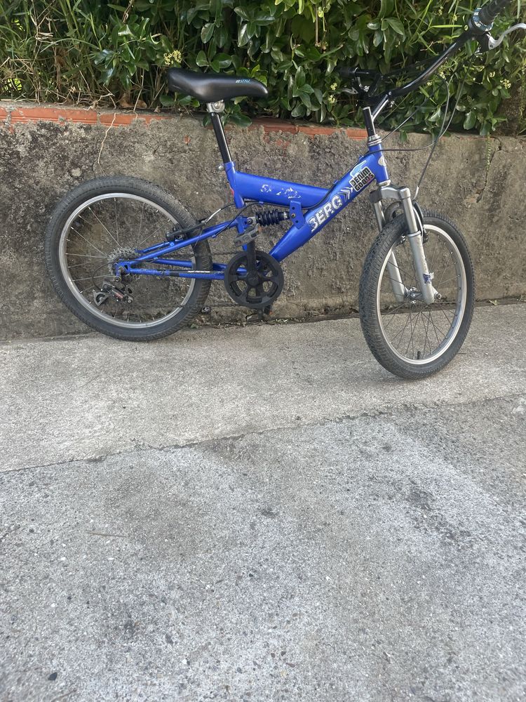 bicicleta berg em otimo estado
