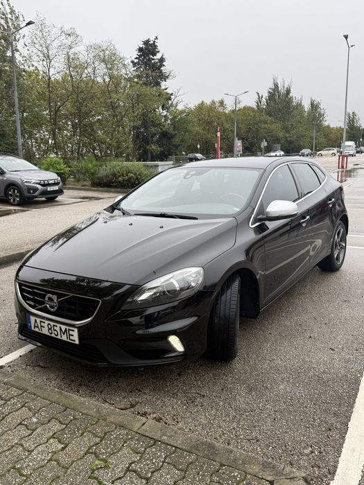 Volvo v40 r-design 2.0