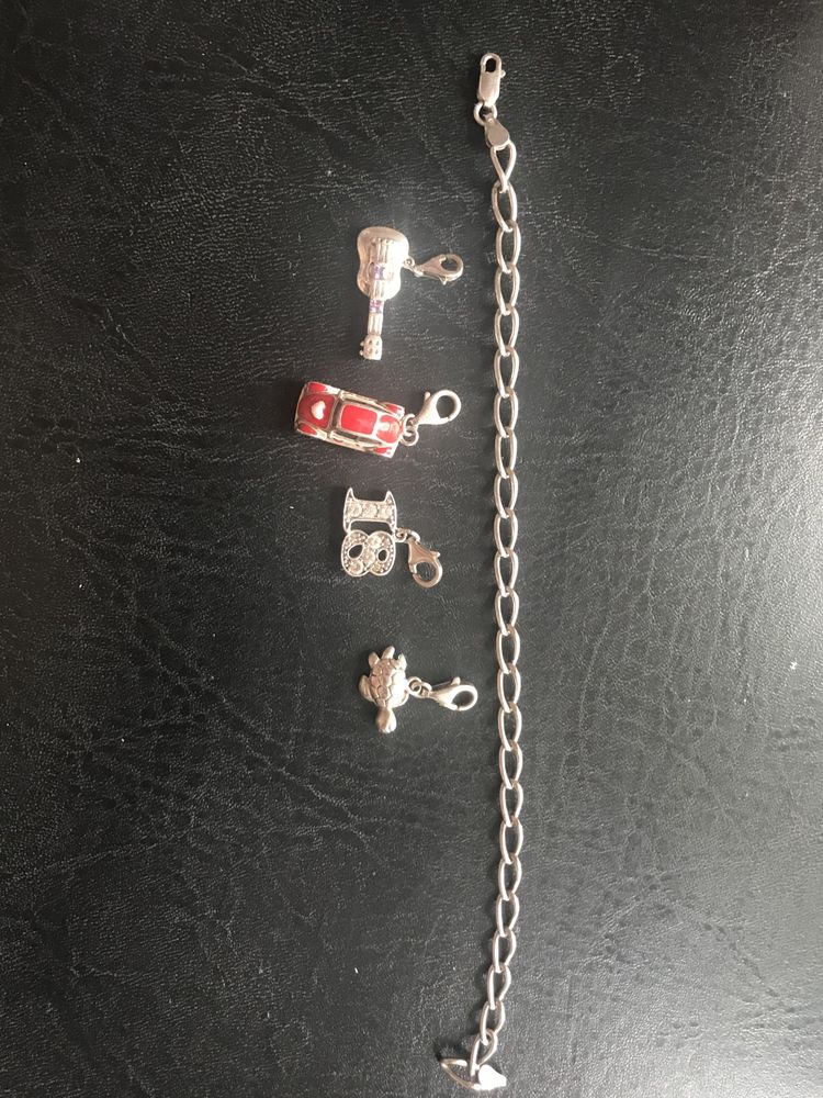 Charms zawieszka 18