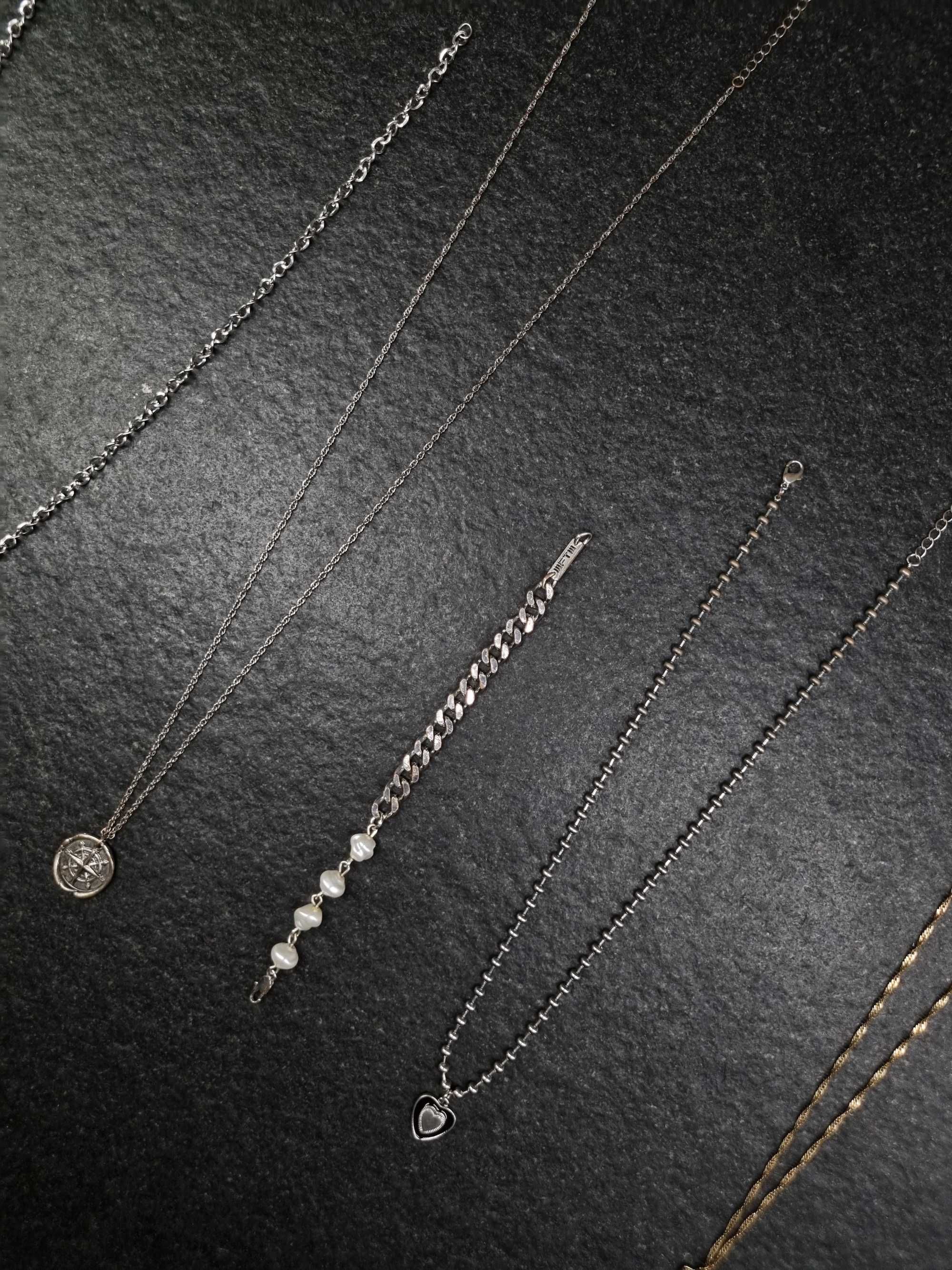 ASOS Naszyjnik 4 Łańcuszek Łańcuch Chain Sygnet Symbol Znak Srebrny