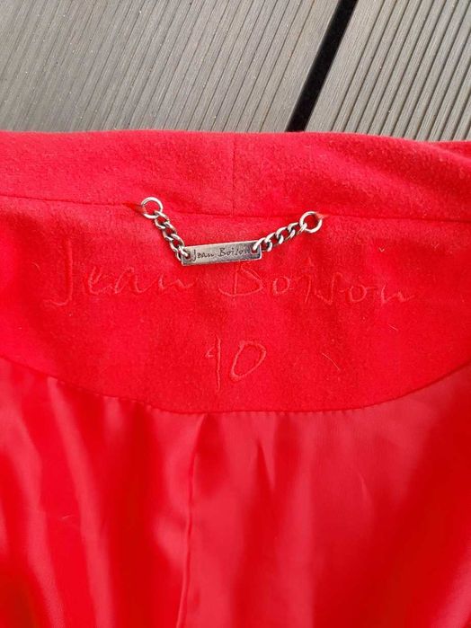 Czerwony płaszcz zapinany na zamek Jean Boison ( rozmiar 10 )