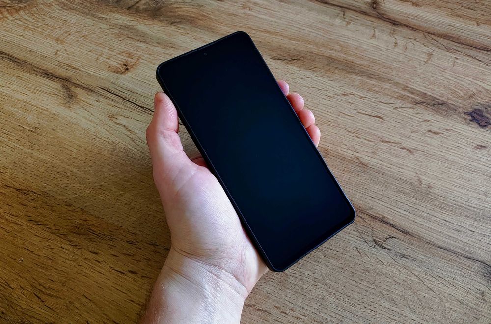 Эксклюзивный смартфон Sharp AQUOS R8PRO (2sim,IP68,12\256gb,6.6"240Гц)