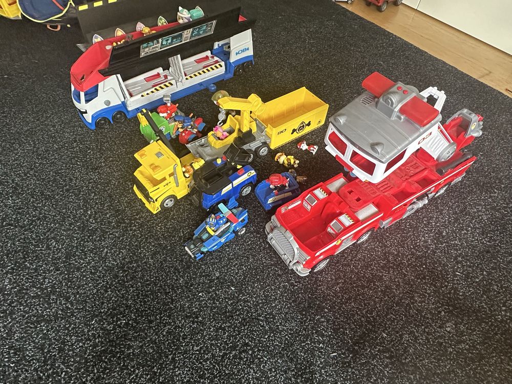 Mega Conjunto Patrulha Pata - Quartel General, Veículos e Figuras