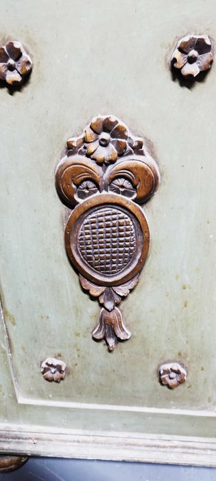 Movél muito antigo para restauro
